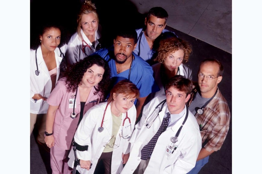 television programas premios emmy nominaciones series errr emergencias - - the nbc television network drama series "er" received sixteen primetime emmy nominations, the second most for any program, as the nominations were announced july 23 in los angeles for the 50th annual primetime emmy awards. the cast is shown [clockwise from l]  gloria reuben as physician assistant jeanie boulet, maria bello as dr. anna del amico, eriq la salle as dr. peter benton, george clooney as dr. doug ross, alex kingston as dr. elizabeth corday, anthony edwards as dr. mark greene, noah wyle as dr. john carter, laura innes as dr. kerry weaver, julianna margulies as nurse carol hathaway. the emmy awards will be presented september 13 in  los angeles. fsp-ho-photo by chris haston-nbc reuters television programas premios emmy nominaciones series errr emergencias - - The NBC television network drama series "ER" received sixteen primetime Emmy nominations, the second most for any program, as the nominations were announced July 23 in Los Angeles for the 50th annual Primetime Emmy Awards. The cast is shown [clockwise from L]  Gloria Reuben as Physician Assistant Jeanie Boulet, Maria Bello as Dr. Anna Del Amico, Eriq La Salle as Dr. Peter Benton, George Clooney as Dr. Doug Ross, Alex Kingston as Dr. Elizabeth Corday, Anthony Edwards as Dr. Mark Greene, Noah Wyle as Dr. John Carter, Laura Innes as Dr. Kerry Weaver, Julianna Margulies as Nurse Carol Hathaway. The Emmy Awards will be presented September 13 in  Los Angeles. fsp/HO-Photo by Chris Haston/NBC REUTERS