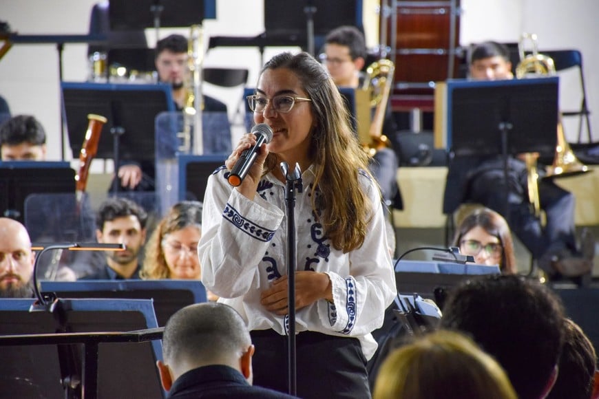 Bajo la dirección del maestro Silvio Viegas, más de 50 músicos integraron las presentaciones, con un programa que reunió composiciones reconocidas del repertorio sinfónico internacional.