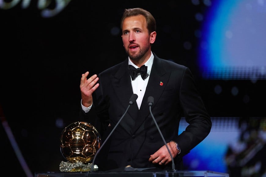 Soccer Football - Ballon d'Or - London Palladium, London, Britain - October 26, 2026
Bayern Munich's Harry Kane makes a speech after winning the men's Ballon d'Or award Action Images via Reuters/Matthew Childs