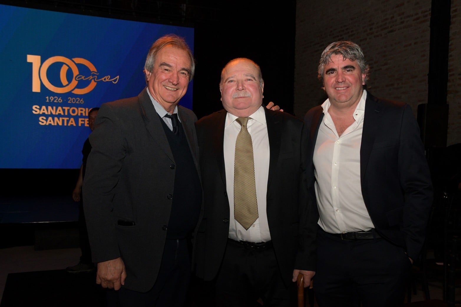 El Sanatorio Santa Fe celebró sus 100 años de historia con un encuentro en el Carmen Art Center, junto a autoridades y referentes de la región.