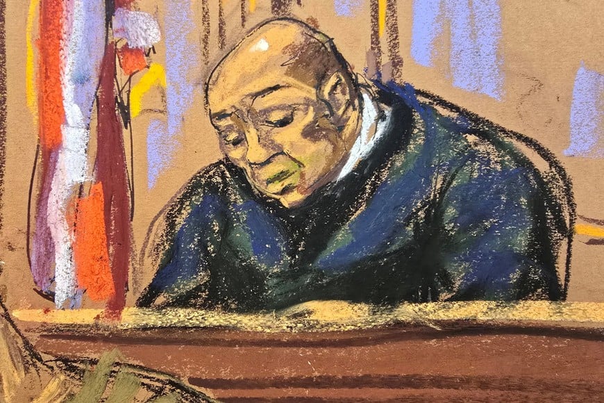FILE PHOTO: U.S. District Judge Alvin Hellerstein presides at a hearing where he set a trial date of June 1, 2027 for ousted Venezuelan President Nicolas Maduro and his wife Cilia Flores face U.S. drug trafficking charges, at the Daniel Patrick Moynihan United States Court House in New York City, U.S., July 22, 2026 in this courtroom sketch. REUTERS/Jane Rosenberg/File Photo