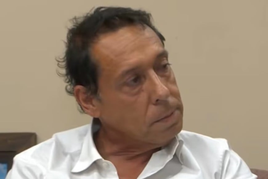 Mariano es el padre de Agostina Páez, la abogada argentina que estuvo presa en Brasil por racismo.