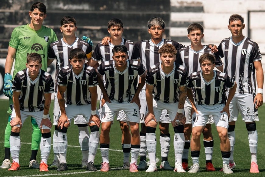 El equipo de Gimnasia de Mendoza que venció a Unión en reserva por 1 a 0.