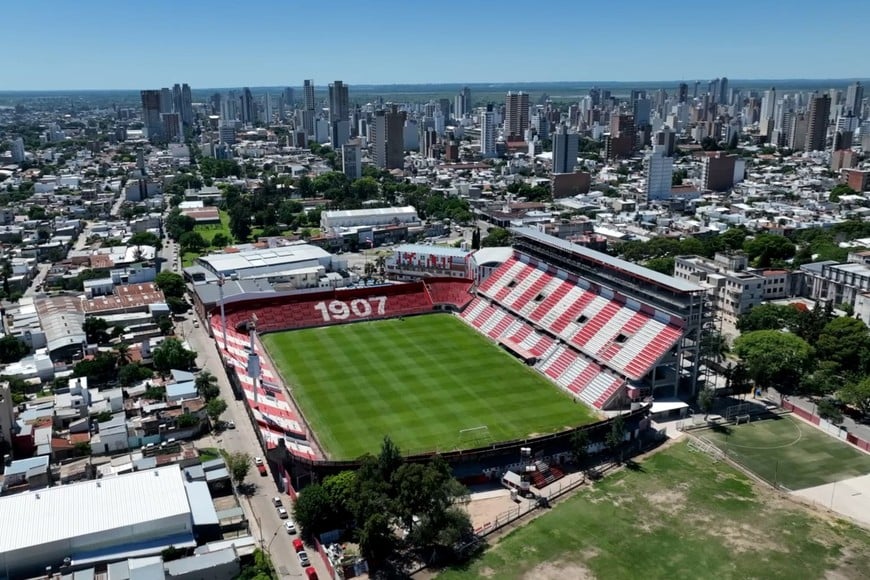 “Unión ya es un club formador”, afirmó Giacinti tras ubicar al Tatengue entre los 100 clubes del mundo con más debuts en Primera.