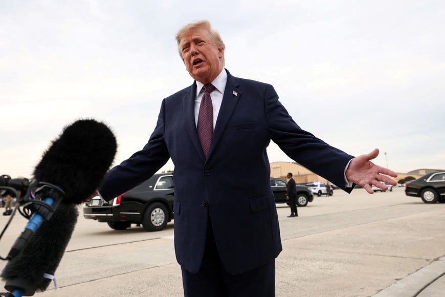 US President Donald Trump speaks to the press, before departing for Chillicothe, Ohio, at Joint Base Andrews in Maryland, US, October 28, 2026. REUTERS/Kevin Lamarque