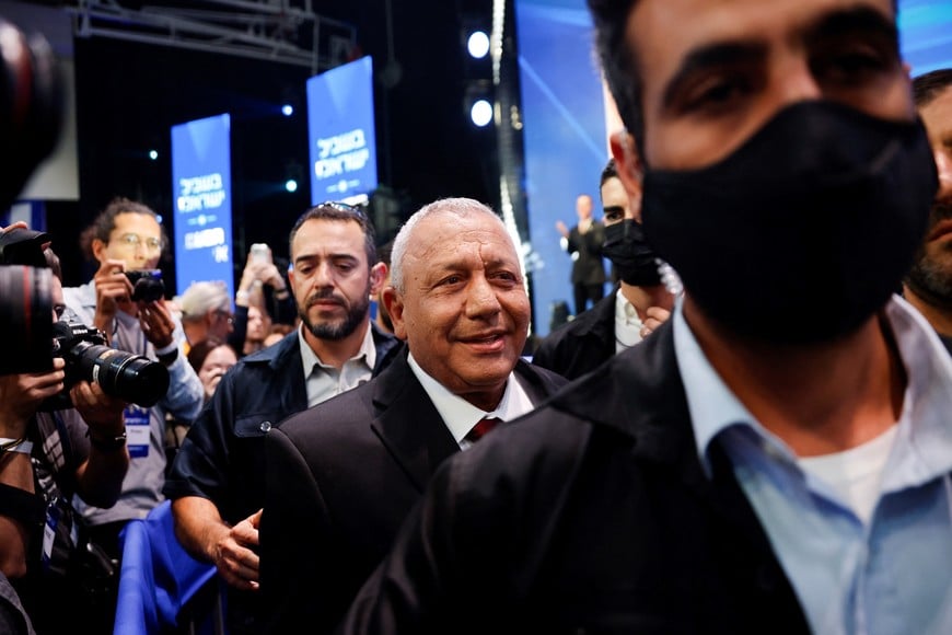 Former military chief Gadi Eisenkot, leader of the Yashar party, makes his way through the crowd following national election exit polls at his party headquarters in Tel Aviv, Israel October 28, 2026. REUTERS/Shir Torem