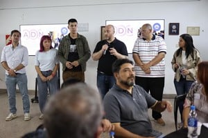 Vecinos e instituciones del Distrito Este debatieron iniciativas comunitarias junto a concejales santafesinos en el marco del programa impulsado por el cuerpo.
