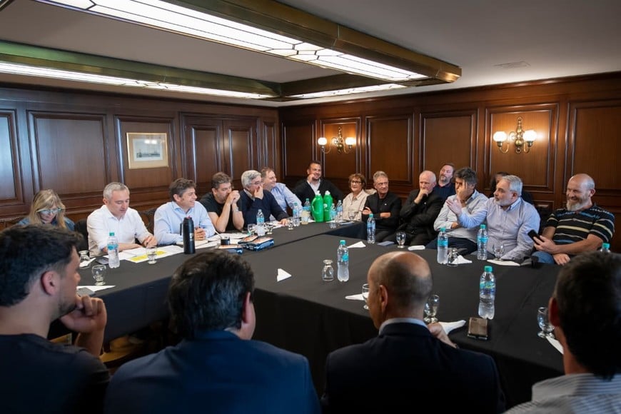 Funcionarios bonaerenses y referentes territoriales participaron del encuentro.