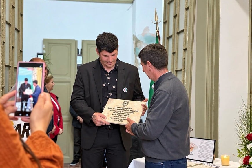 El acto contó con la participación de representantes de la institución y autoridades locales.