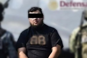 Axel Cárdenas detenido por militares en Matamoros, estado de Tamaulipas.