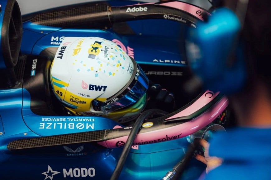 El piloto argentino centró el trabajo del sábado en ajustar la frenada y mejorar el rendimiento con neumáticos blandos en el Autódromo Hermanos Rodríguez.