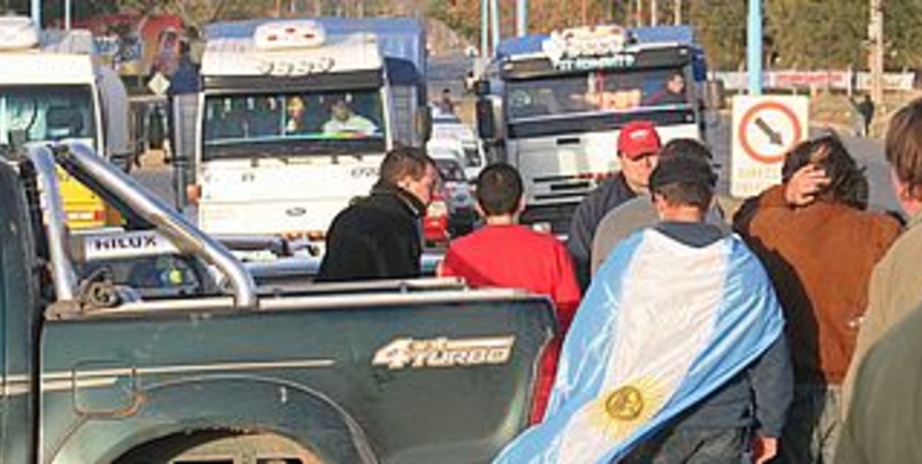 Productores agropecuarios vuelven a las rutas en el país