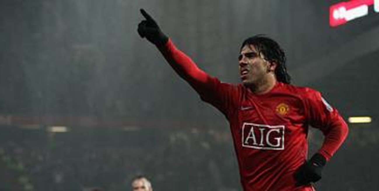 Carlos Tevez cruzó la vereda y jugará en Manchester City