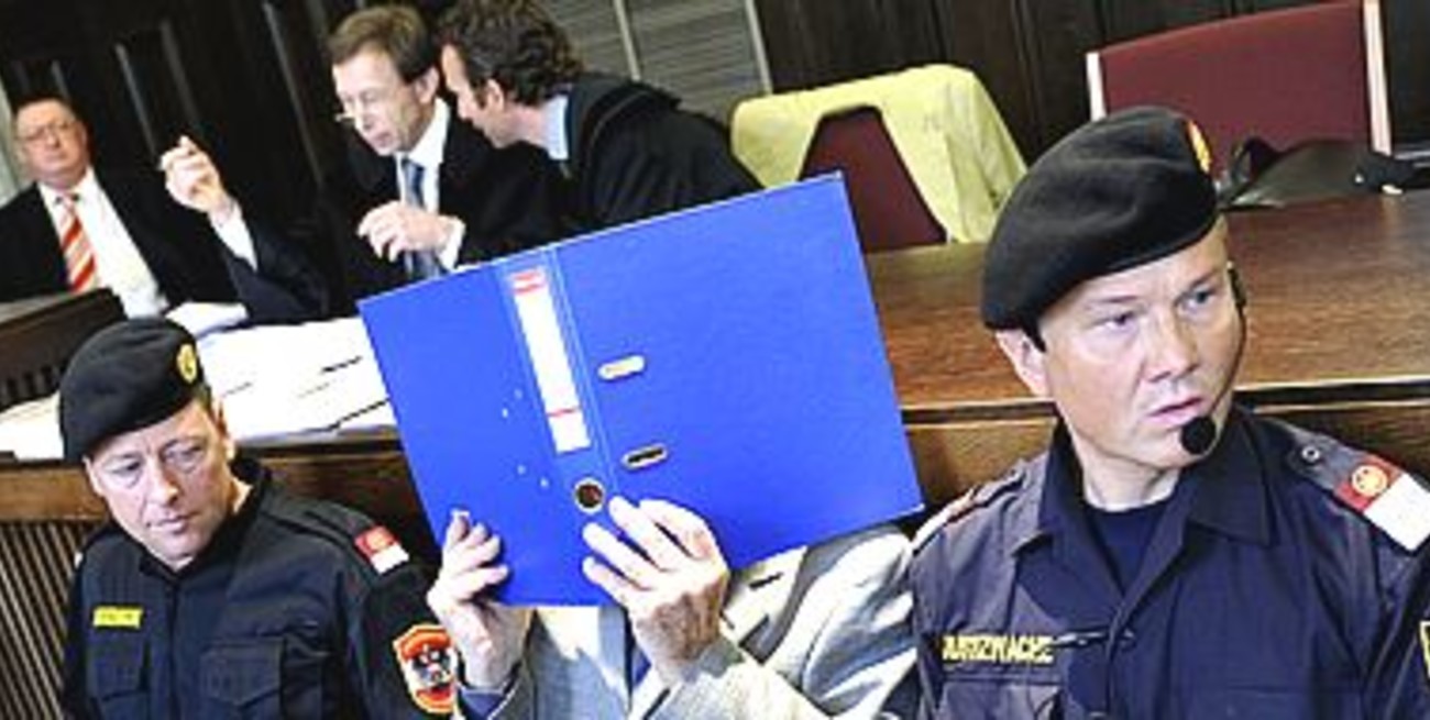 Fritzl admitió incesto y violación pero no asesinato de su hijo-nieto