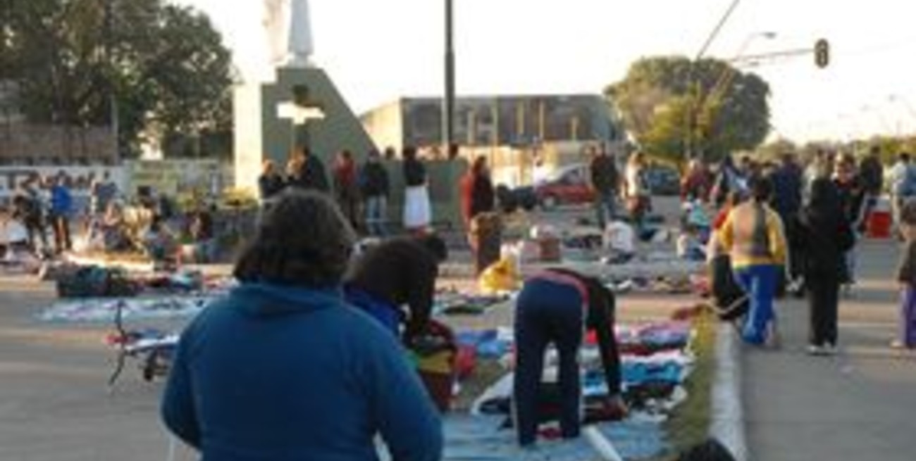 Puesteros del trueque protestan por sus fuentes laborales