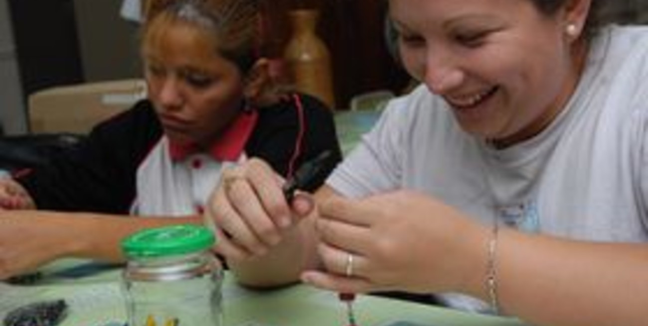 Más de 500 personas reciben capacitación en diversos oficios