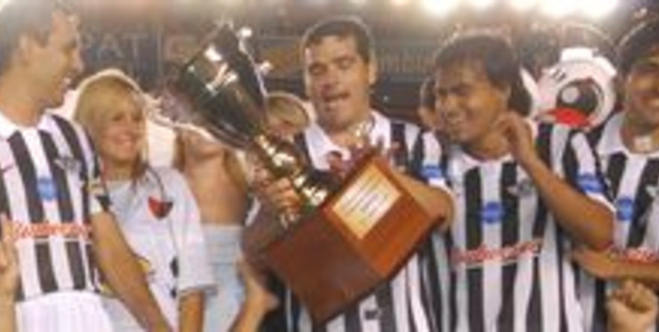 Libertad se quedó con la Copa Internacional Ciudad de Santa Fe