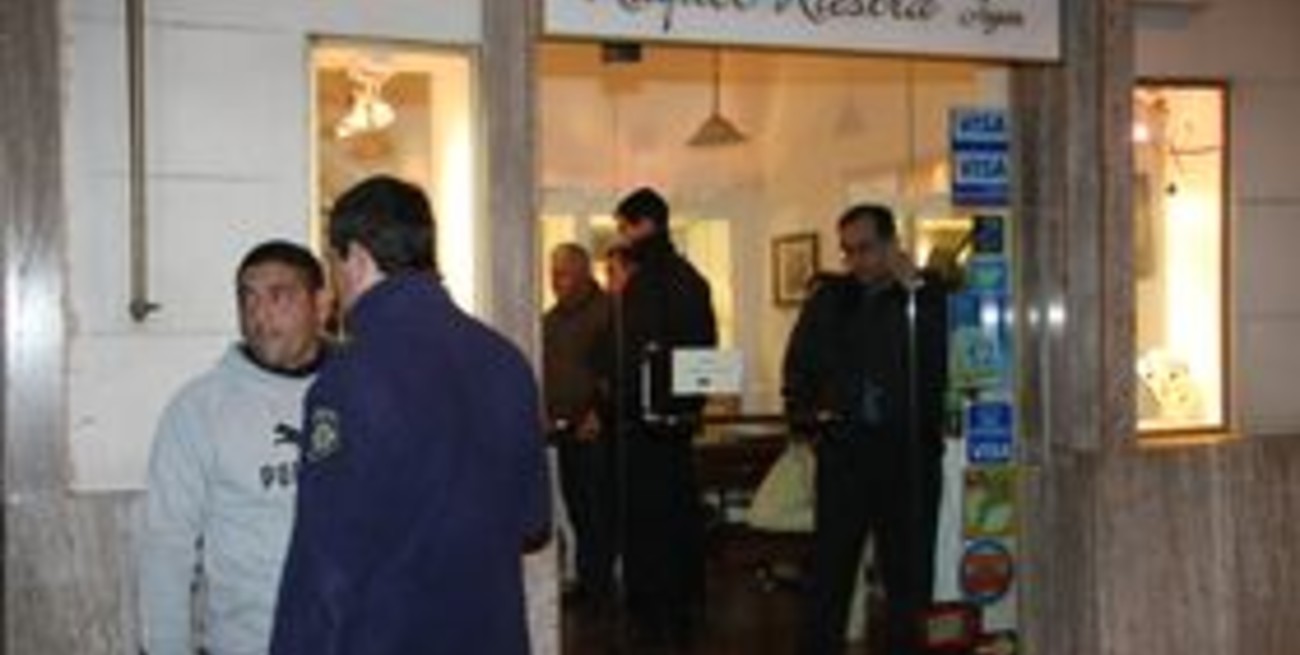 Robaron en una joyería de bulevar