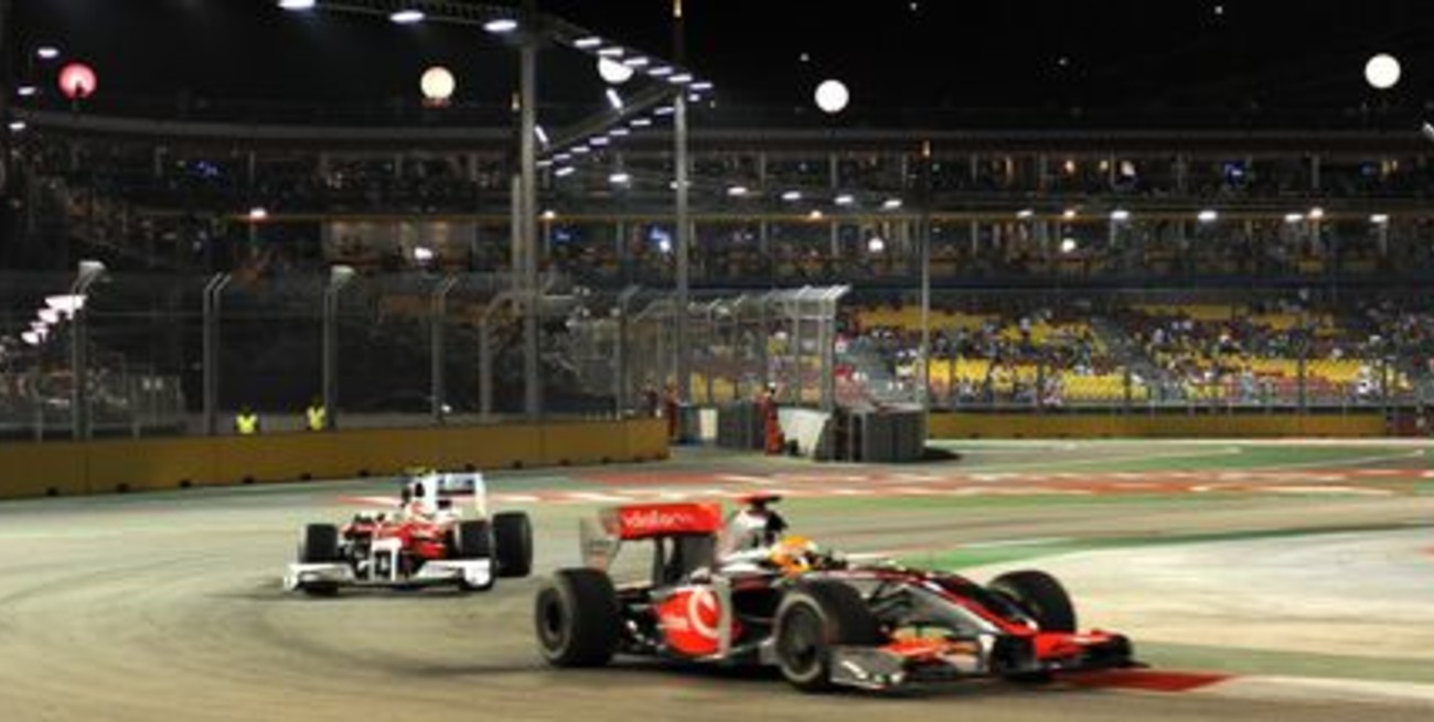 Los Brawn GP arrancaron adelante