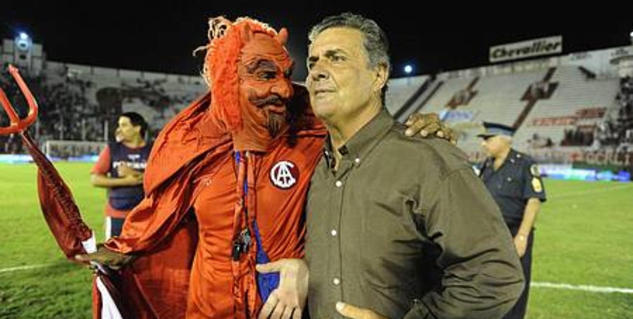 El Diablo le dio la mejor despedida a "Pepe" Santoro