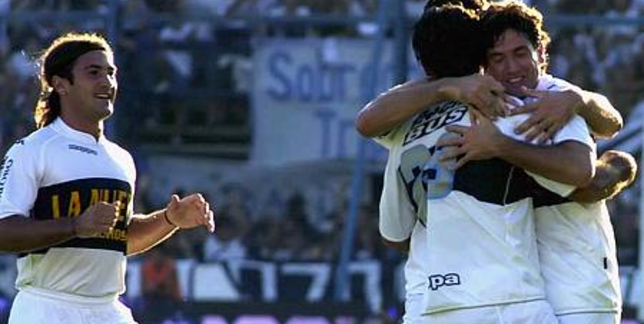 El "Lobo" está, y quiere escaparle al descenso