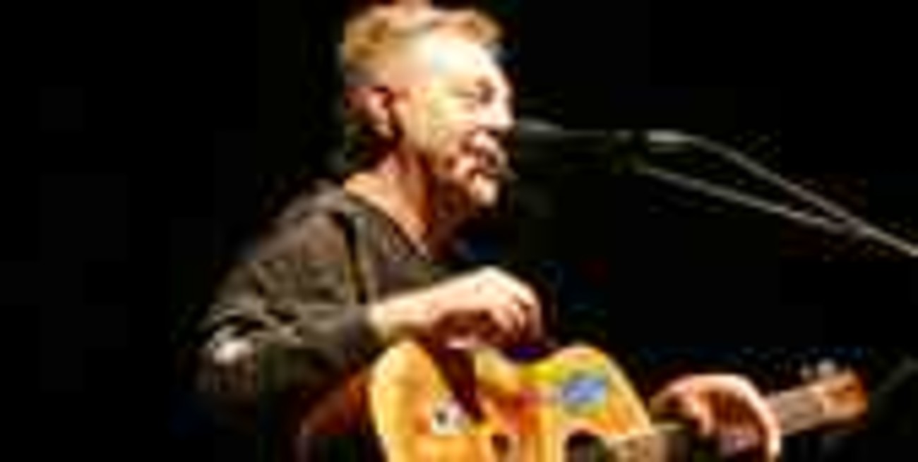 León Gieco, gratis en la explanada