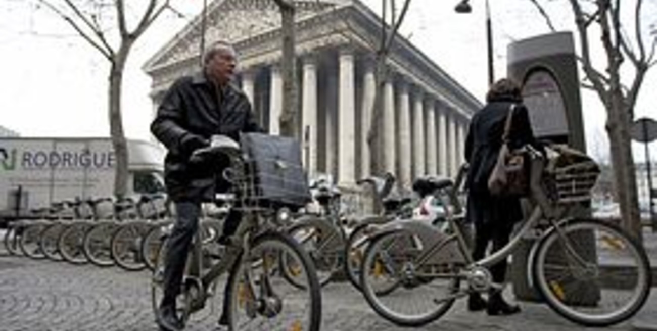 Invasión bicimoto: entre la necesidad de ahorrar y el riesgo de la precariedad