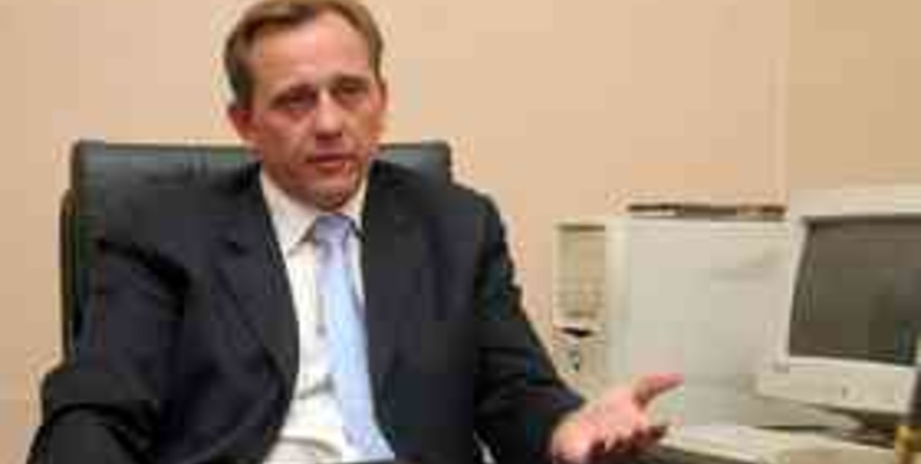 Lerche: "Estoy cansado de que el club se transforme en un conventillo"