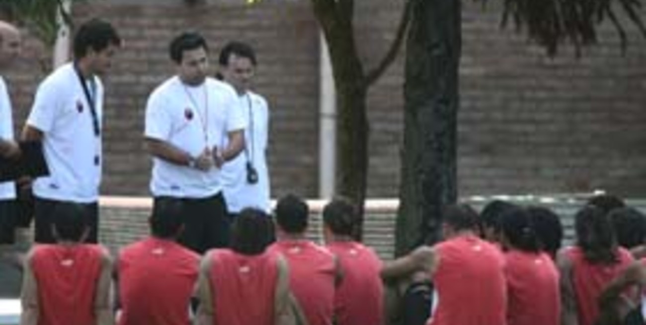 Antonio Mohamed: "Estoy feliz y seguro de que nos vamos a quedar en primera"