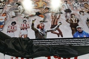 Unión reúne a ídolos de su historia para motivar a los jugadores de las inferiores