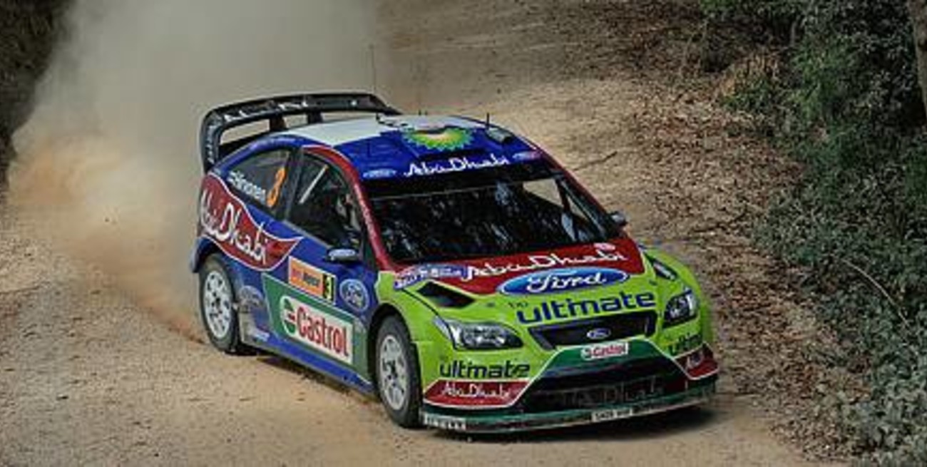 Ganó Mikko Hirvonen, tras la penalización a Loeb