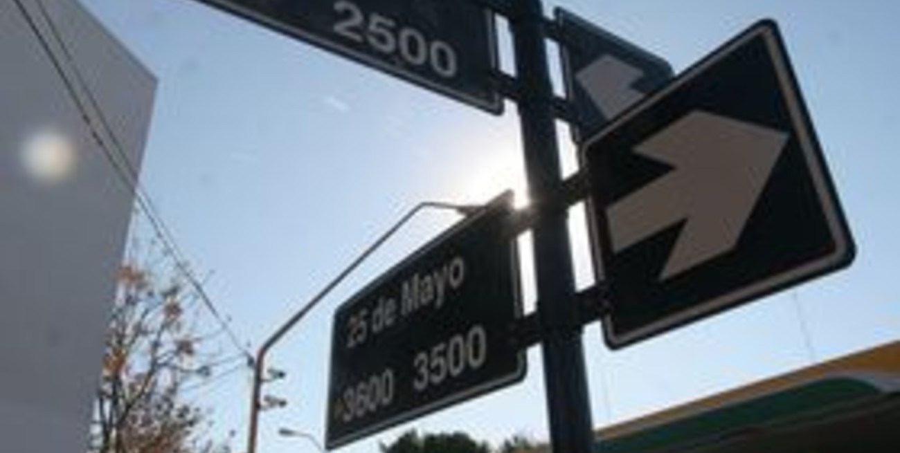 Desde bulevar hasta las vías, 25 de Mayo se llamará Aristóbulo del Valle