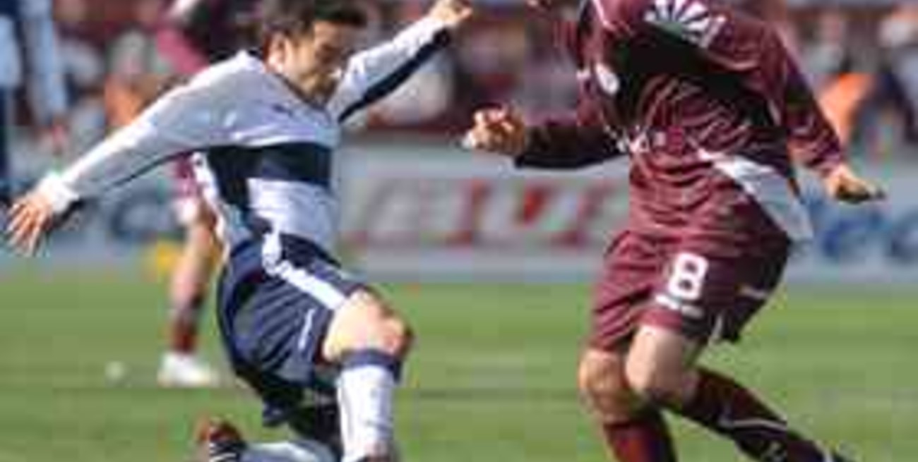 El Lobo rescató un punto