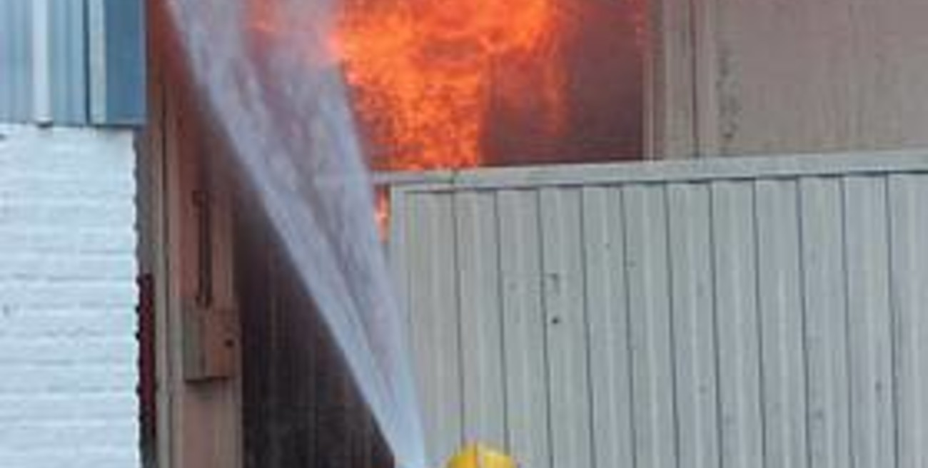 Se incendió nuevamente la fábrica de colchones en Rafaela