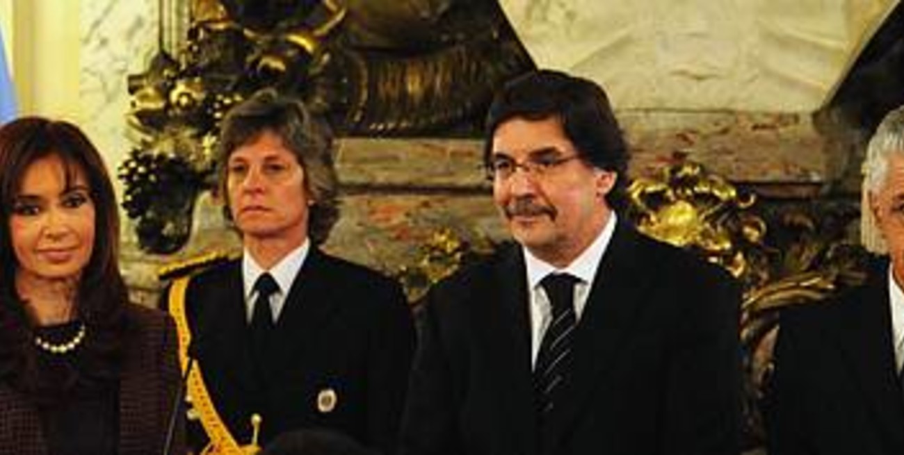 La presidenta le tomó juramento a Alberto Sileoni