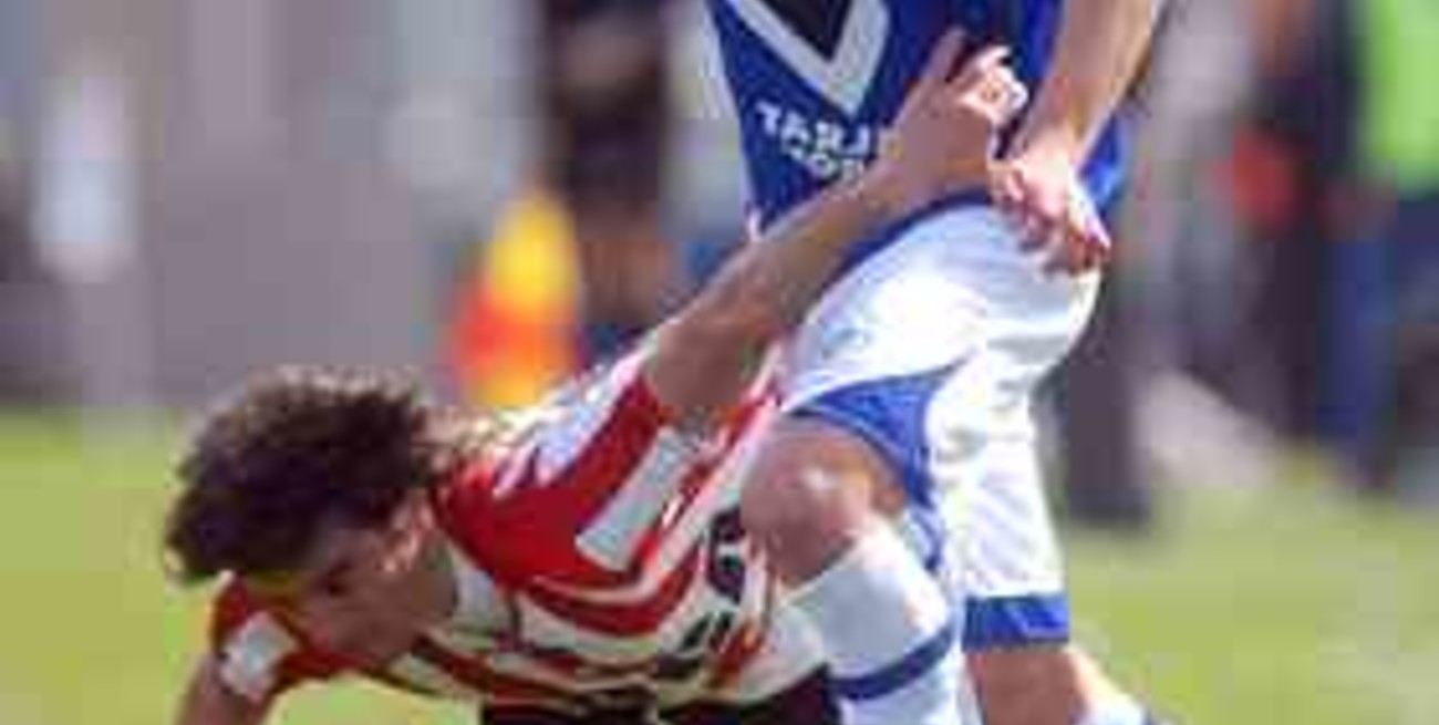 Festejó Vélez en el último minuto 