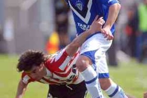 Festejó Vélez en el último minuto