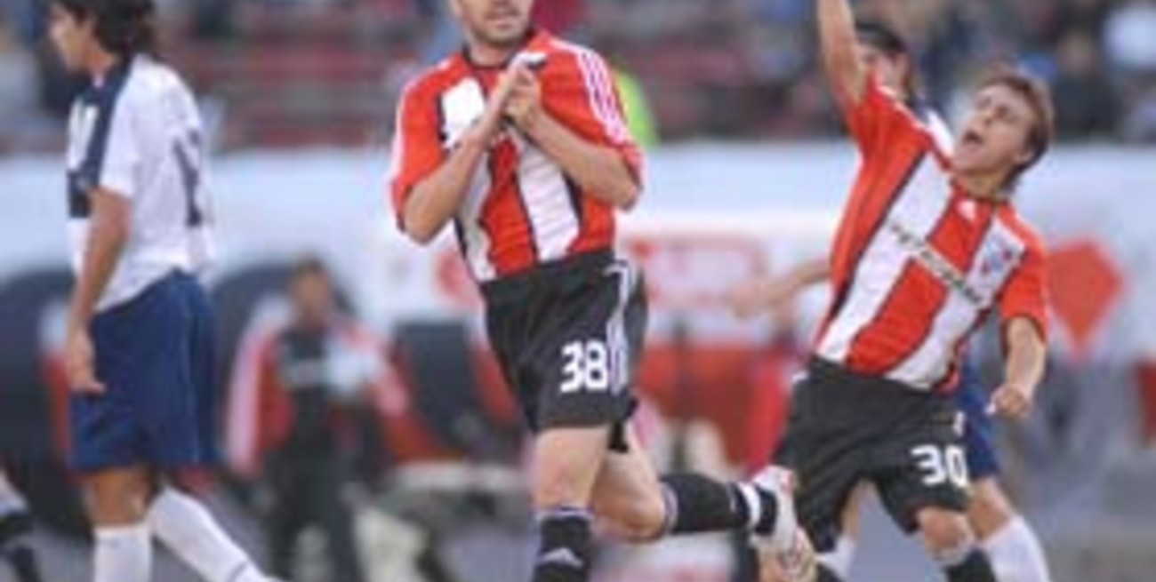 River reaccionó y también es líder 