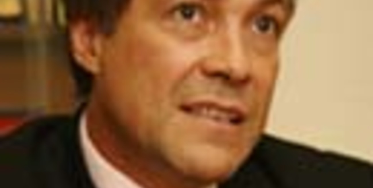 Carrió presentó a Rubén Giustiniani como su vice