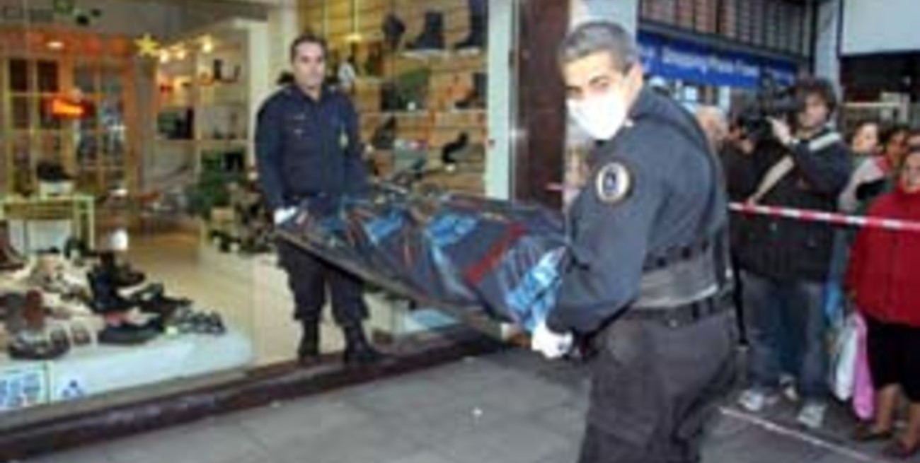 Analizan las cartas que dejó el hombre que asesinó a su familia