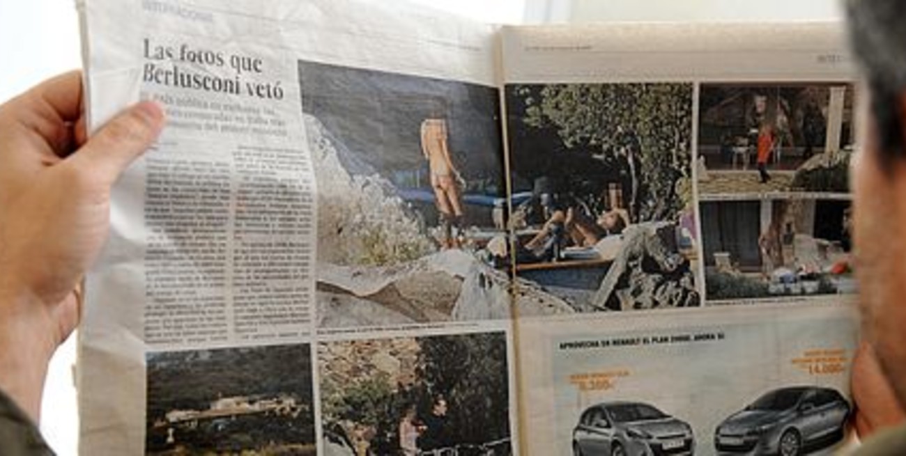 El diario "El País" publica las fotos vetadas por Berlusconi en Italia