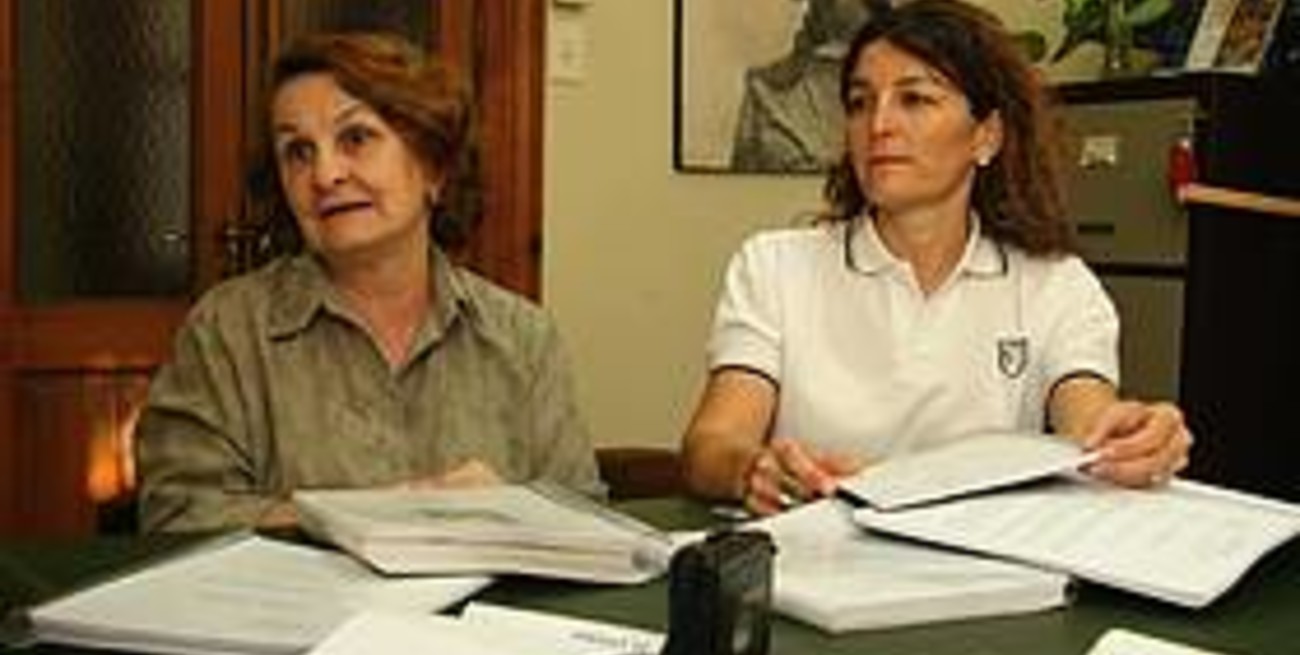 Alumnas del Colegio Calvario investigaron temas sociales