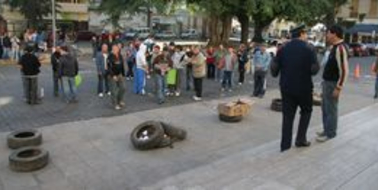 Puesteros del Alberdi harán piquetes en la ciudad