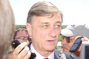 Para Binner se terminó la emergencia agropecuaria en el centro de la provincia