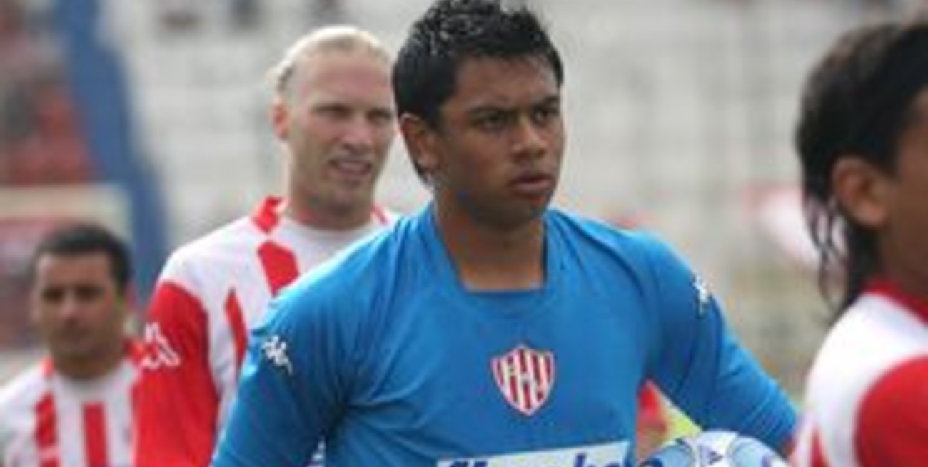 Unión: los dirigentes avalan la decisión de Catinot en sacar a Ojeda del arco