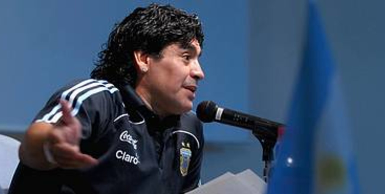 Diego Maradona advierte: "Si Gorosito no se retracta, voy a ser muy duro con él"