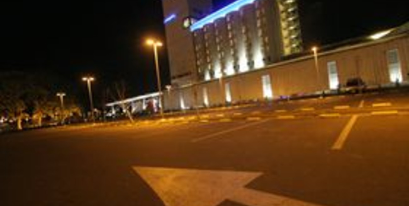 Funcionará el casino con restricciones y aconsejan al comercio abrir este viernes