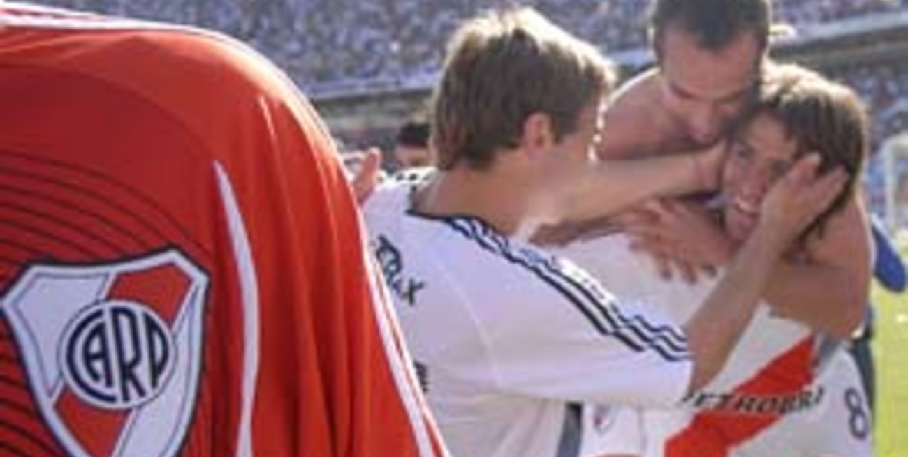 River resucitó y aplastó a un Boca deslucido