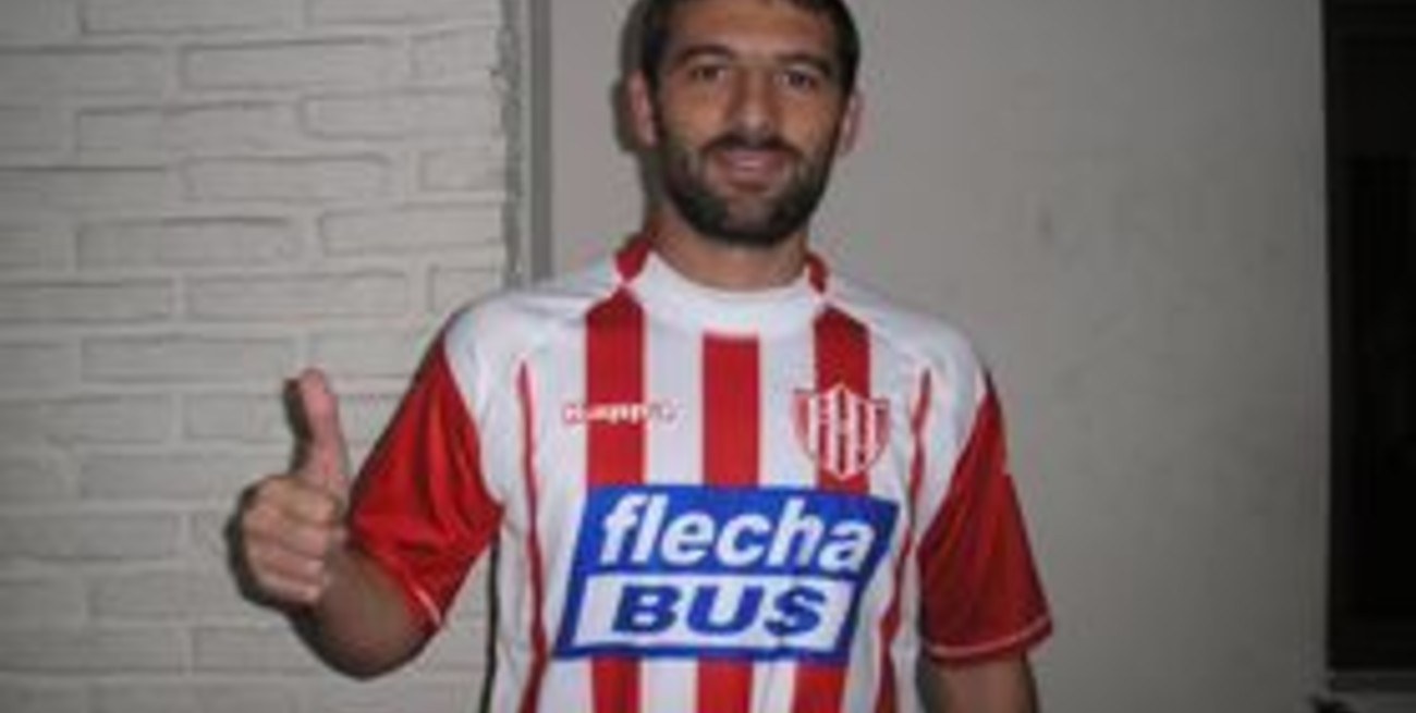 Alessandria llegó a Santa Fe y es la cuarta incorporación de Unión