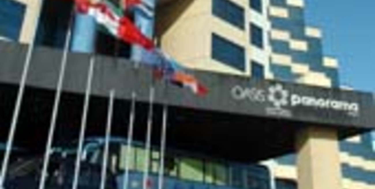 Los cubanos podrán comprar televisores, DVD y alojarse en lujosos hoteles